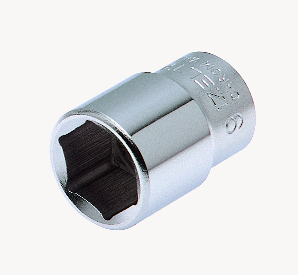 İZELTAŞ 1107060005 05 Mm 1/4" Altı Köşe Lokma Anahtar