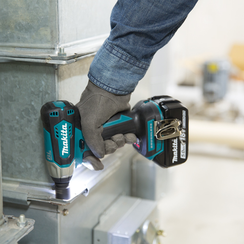 Makita DTW180RFE Akülü Darbeli Somun Sıkma Makinesi 18V  3.0 Ah (3/8")