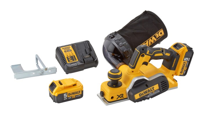 Dewalt DCP580P2 18Volt / 5.0Ah Li-Ion Çift Akülü Profesyonel Planya