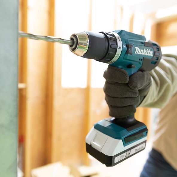 Makita HP488D002 Akülü Darbeli Matkap Vidalama 18V 1.5Ah