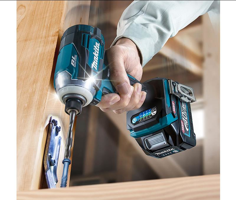 Makita TD001GM201 Akülü Darbeli Vidalama 40V 4.0Ah
